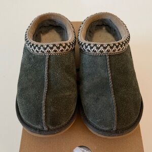 UGG Tasman II - Kids Slipper Size US 1 Dark Green